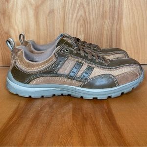 Womens 9 / Mens 7.5 Skechers Relaxed Fit Comfort Shoes Leather Brown TSS1110